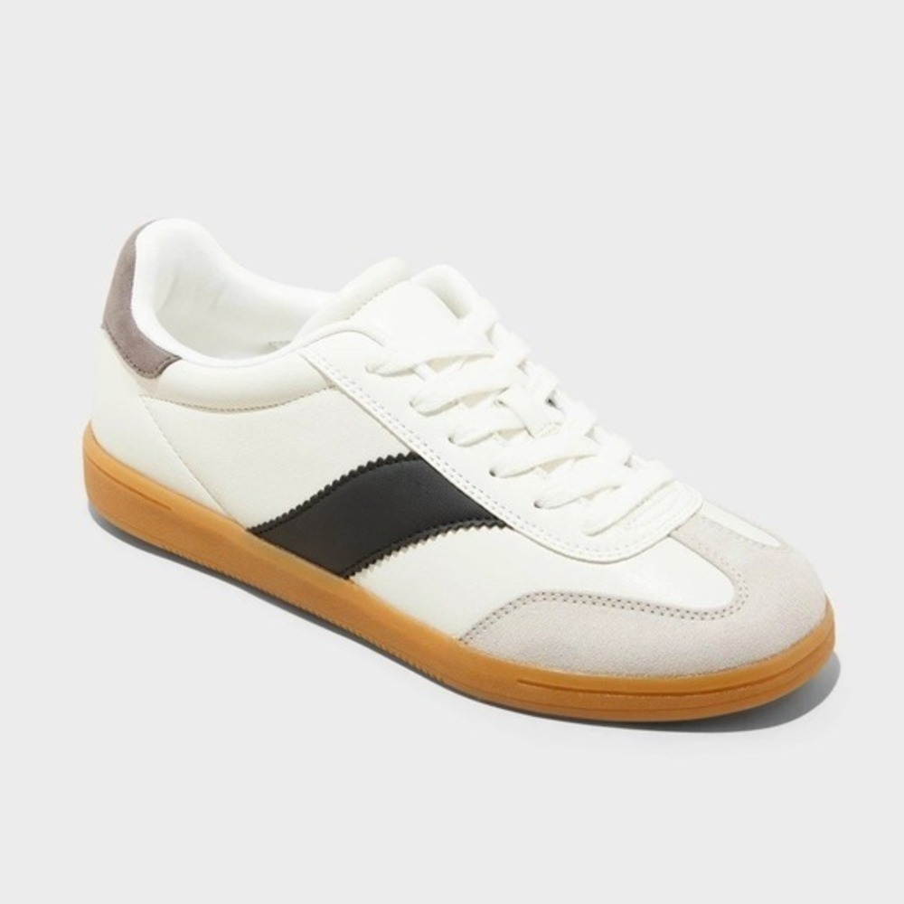 Women's Sneakers by Universal Thread Spencer White Size 6.5 New With Tags